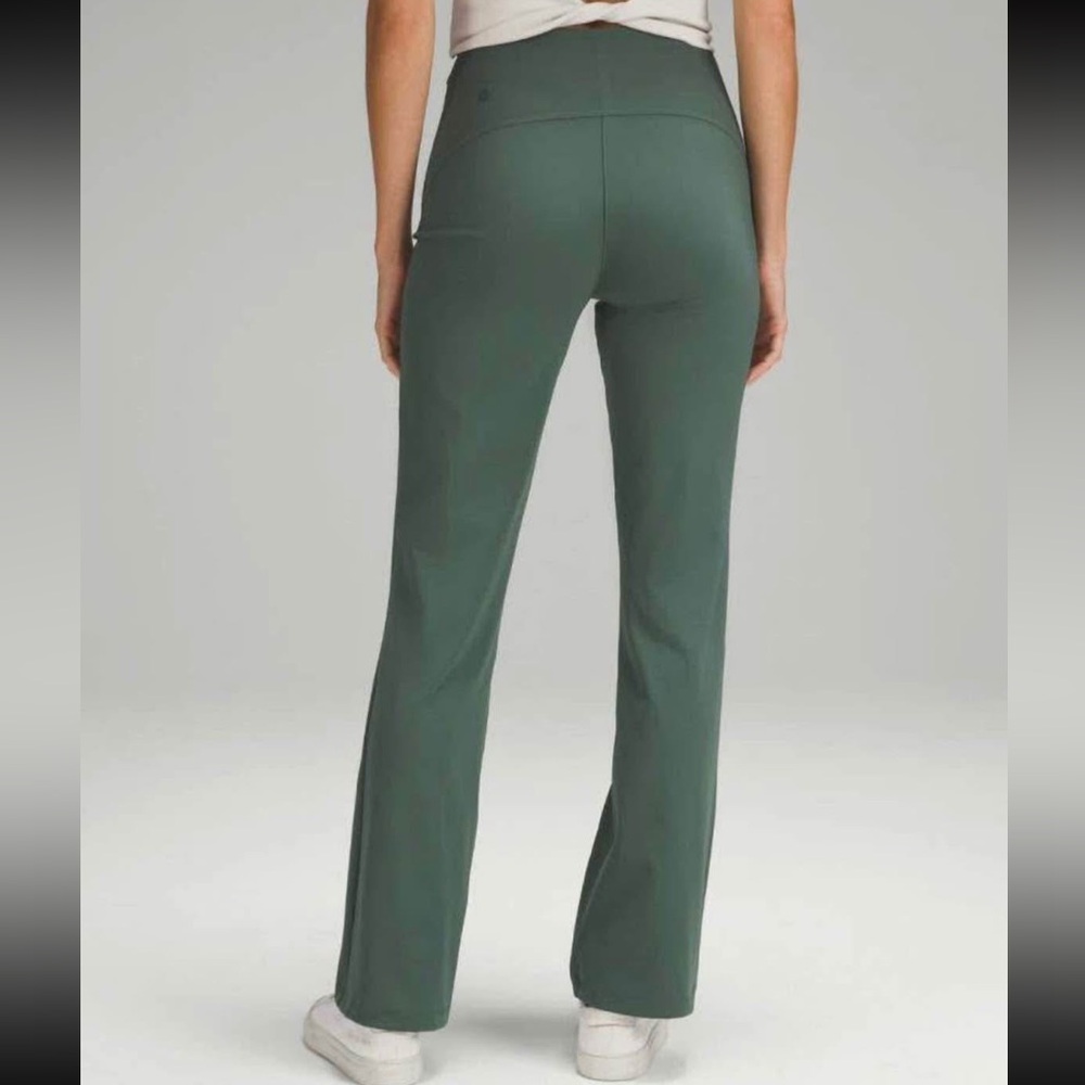 Lululemon Smooth Fit High-Rise Women’s Pants, Size 4